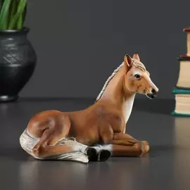 Фигурка полистоун