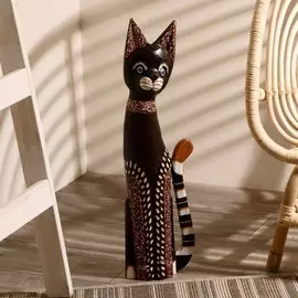 Фигурка дерево