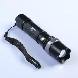 Фонарь cree xp-e zoom зарядка от адаптера, аккумулятор , в зел.чемод.,3 режима 3,5х16см