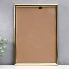 Фоторамка пластик 21х30 см золото