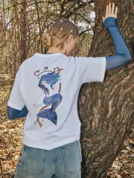 Футболка белая с принтом в виде русалки и надписью