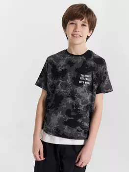 Футболка для мальчиков серая в стиле милитари с надписью