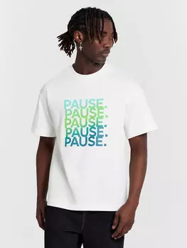 Футболка мужская белая с принтом