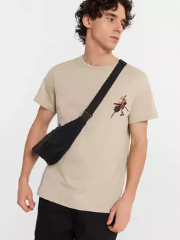 Футболка мужская бежевая с принтом и вышивкой на груди