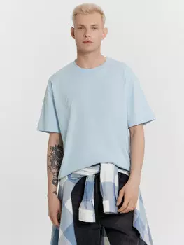 Футболка мужская голубая с вышивкой