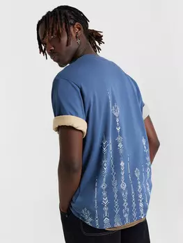 Футболка мужская синяя с принтом