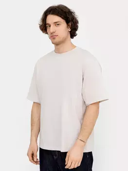 Футболка мужская в бежевом цвете