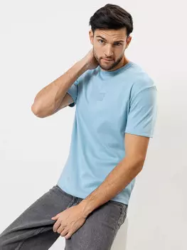 Футболка мужская в небесно-голубом цвете с печатью