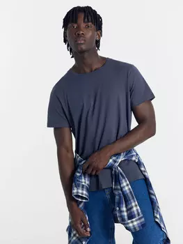 Футболка мужская в сером цвете