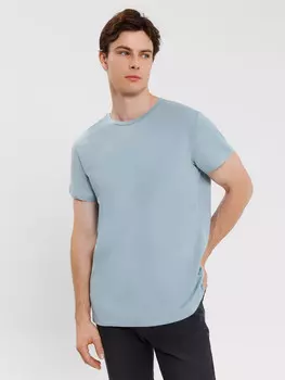 Футболка мужская в синем оттенке