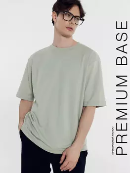 Футболка мужская в зеленом цвете