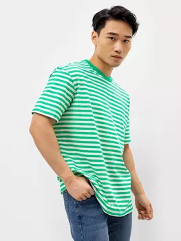 Футболка мужская в зеленую полоску