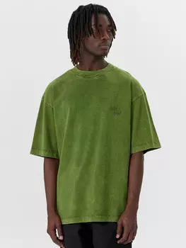 Футболка мужская зеленая с обработкой эйсид и надписью