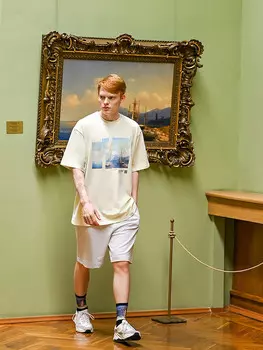 Футболка оверсайз мужская в зеленом цвете с печатью и рисунком