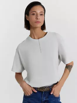 Футболка женская в сером цвете