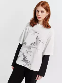 Футболка женская белая с печатью