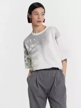 Футболка женская белая с принтом