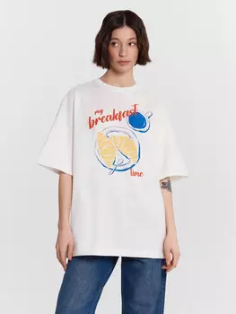 Футболка женская белая с принтом