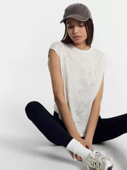 Футболка женская бежевая с принтом