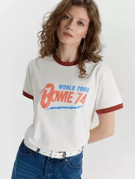 Футболка женская молочная с принтом и надписью