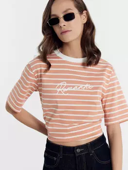 Футболка женская молочная в бежевую полоску с печатью