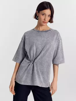 Футболка женская оверсайз серая с эффектом состаривания