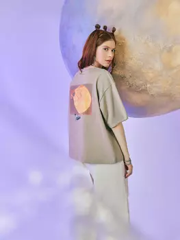 Футболка женская серая с принтом из коллекции