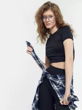 Футболка женская в черном цвете