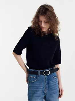 Футболка женская в черном цвете с печатью