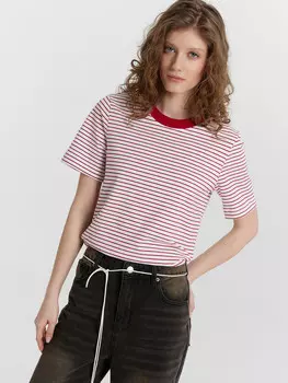 Футболка женская в красную полоску