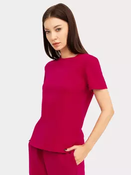 Футболка женская в малиновом оттенке