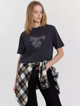 Футболка женская в сером цвете с печатью