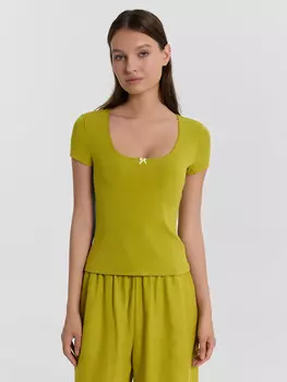 Футболка женская зеленая