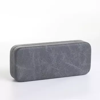 Футляр для очков на хлопушке