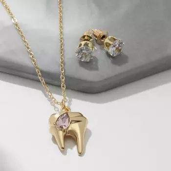 Гарнитур 2 предмета: серьги, кулон