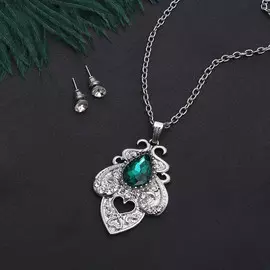 Гарнитур 2 предмета: серьги, кулон