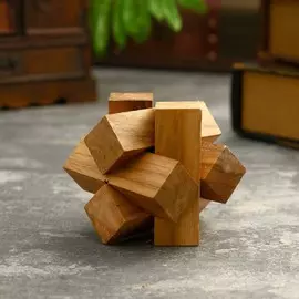 Головоломка из дерева