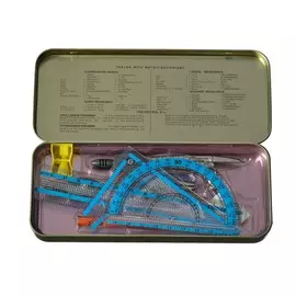 Готовальня 9 предметов: 2 циркуля 120 мм, угольник 60 х 30 х 90 мм, угольник 45 х 45 х 90 мм, линейка 15 см, транспортир, ластик, точилка, в металлическом пенале