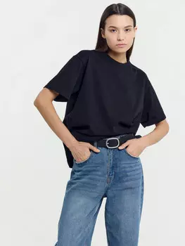 Хлопковая однотонная футболка черного цвета