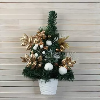 Искусственная елка настенная