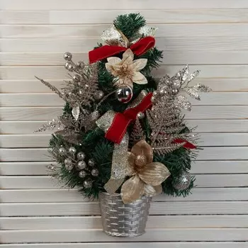 Искусственная елка настенная