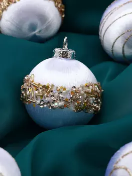 Ёлочные игрушки