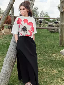 Юбка женская в черном цвете