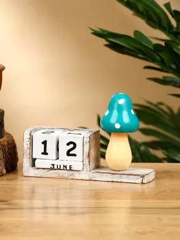 Календарь настольный