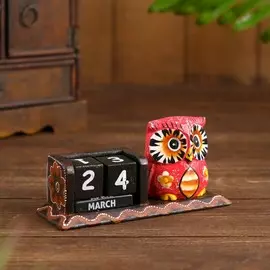 Вечный календарь настольный