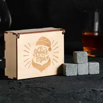 Новый год. камни для виски в деревянной шкатулке