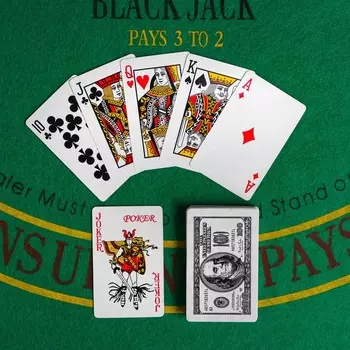 Карты игральные бумажные