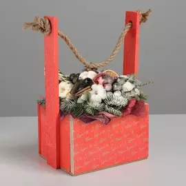 Кашпо деревянное с ручкой из веревки