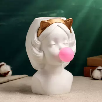 Фигурное кашпо для цветов