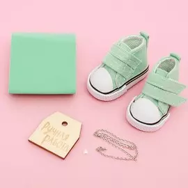 Кеды для куклы и набор по созданию сумочки